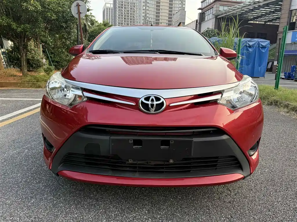 Toyota Vios 2015 — фото 2