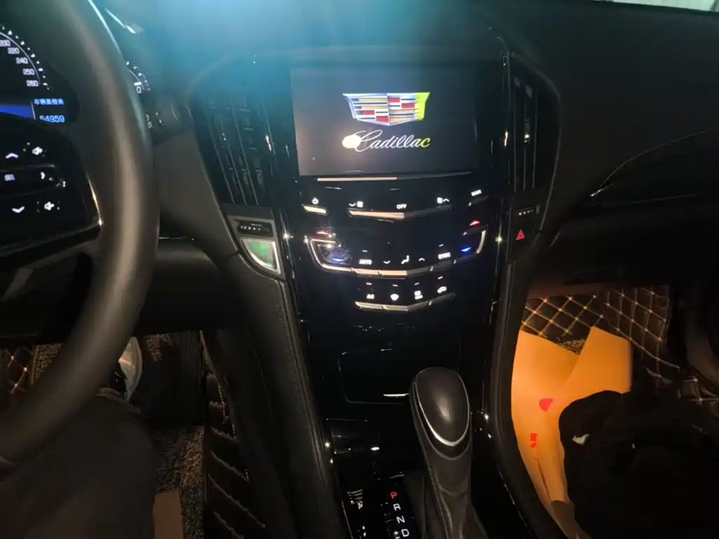 Cadillac ATS-L 2019 — фото 13
