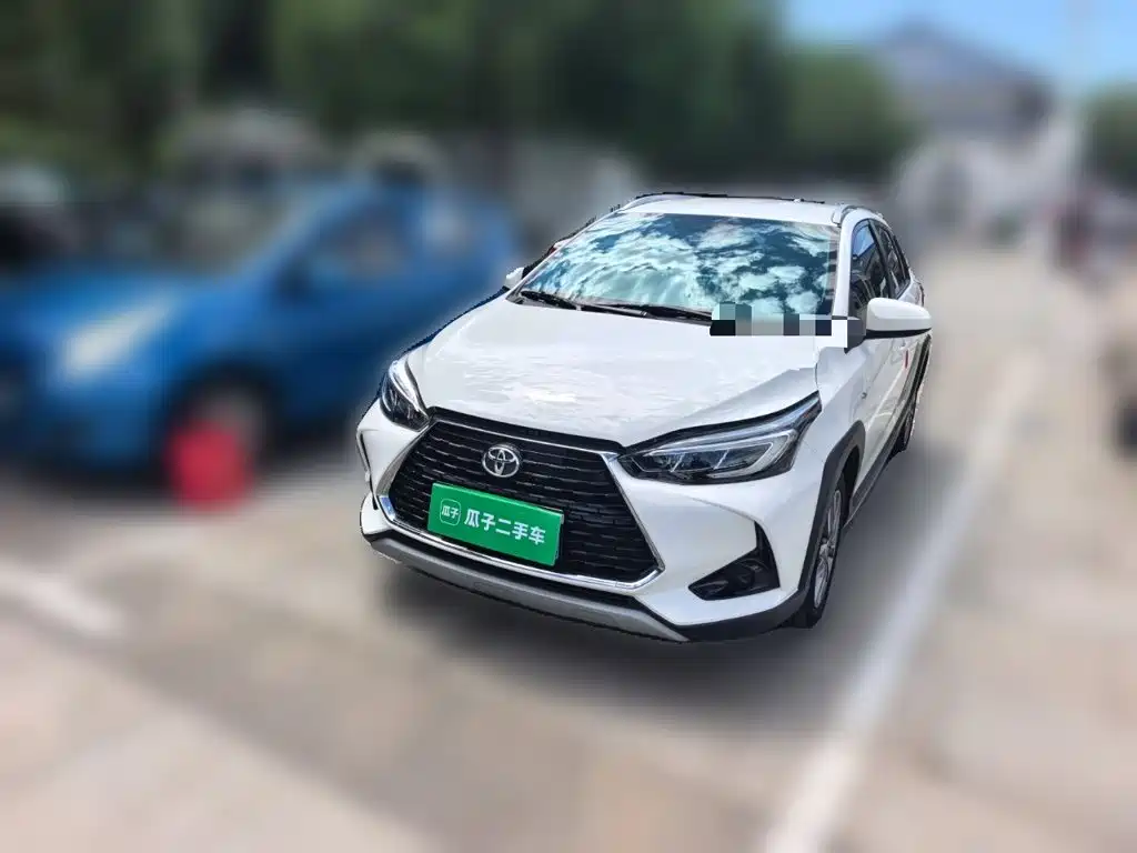 Toyota Yaris L 2021