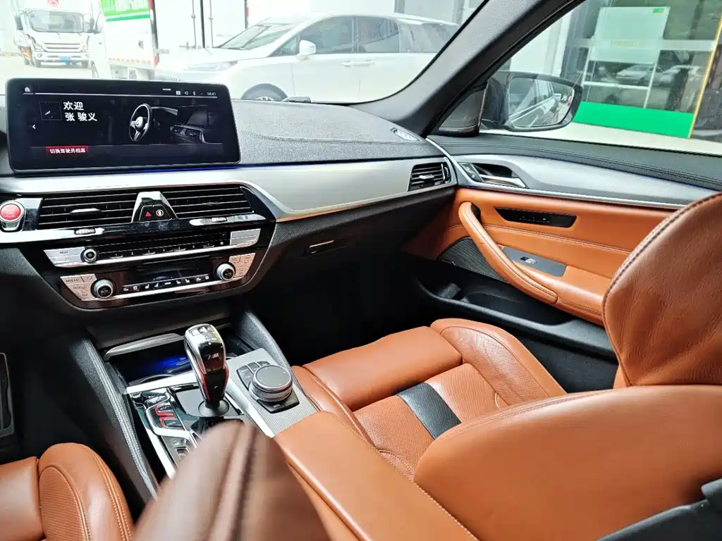 BMW M5 2020 — фото 15