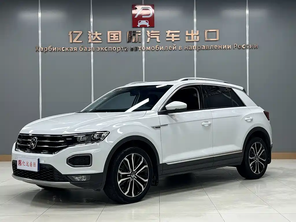 Volkswagen T-Roc 2022 — фото 1