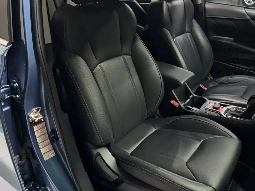 Subaru Forester 2020 — фото 12