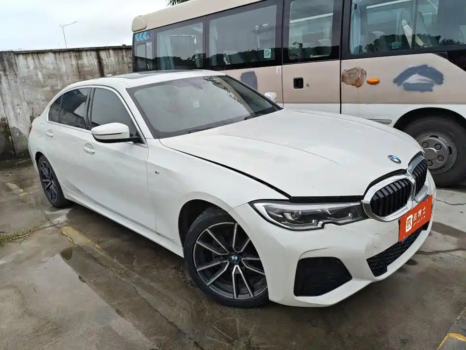 BMW 3 Series 2022