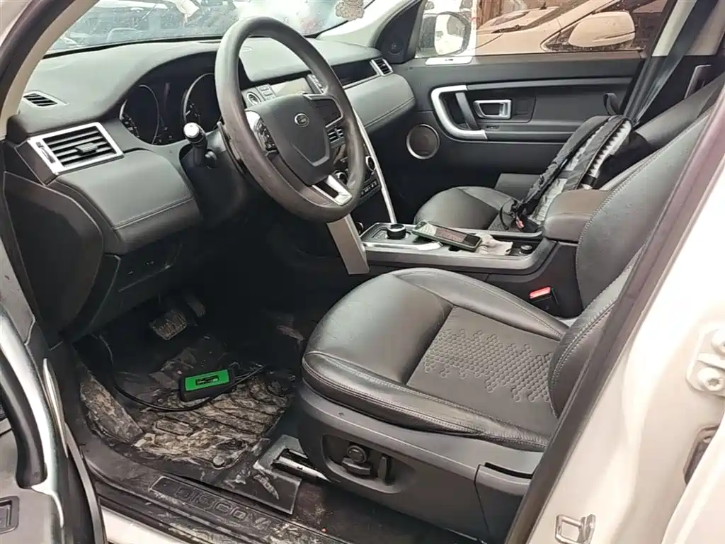 Land Rover Discovery Sport 2018 — фото 14