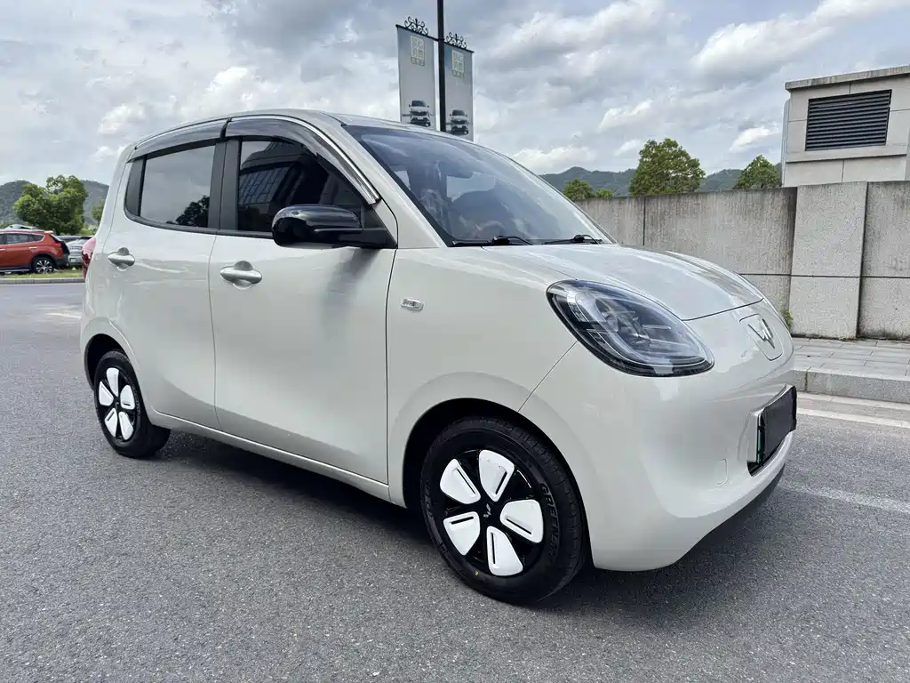 Wuling Hongguang MINIEV 2025