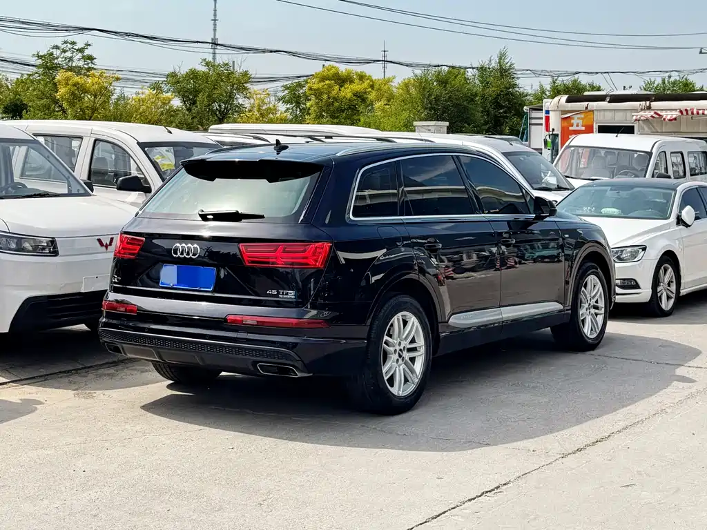 Audi Q7 2019 — фото 4
