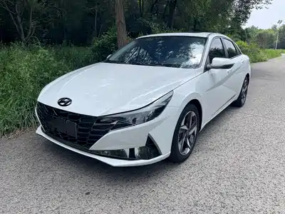 Hyundai Elantra 2023