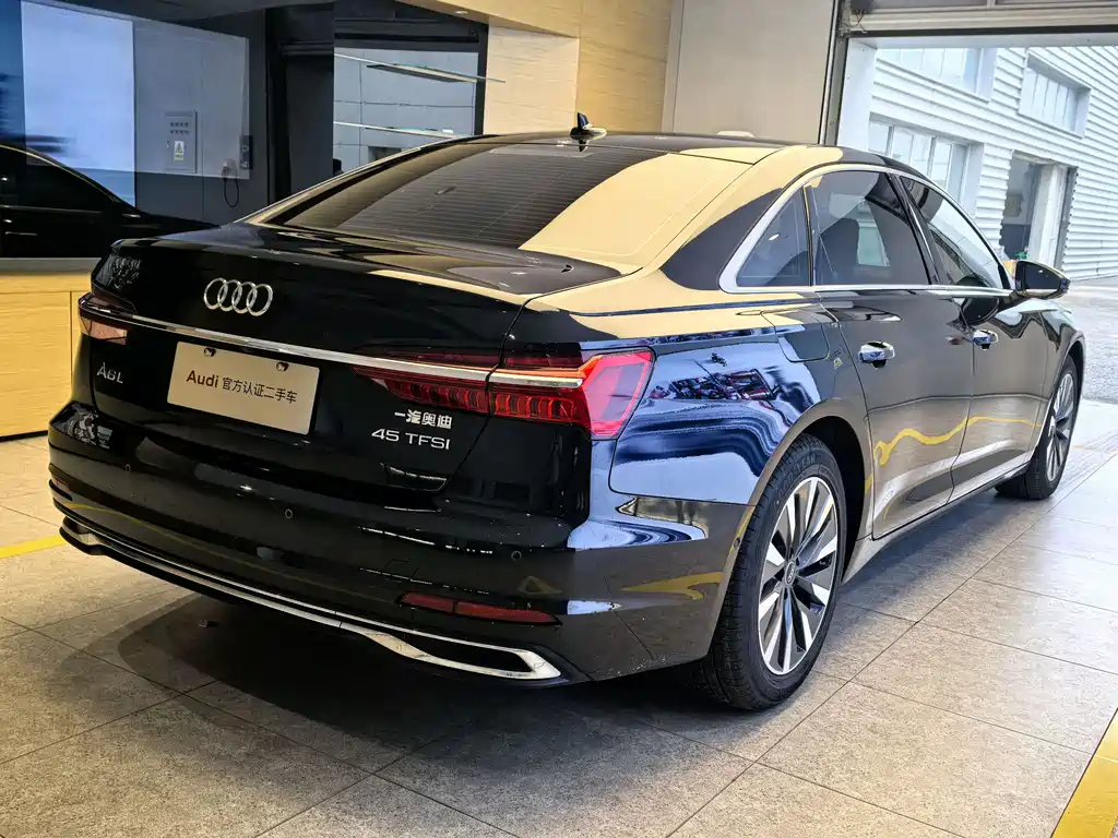Audi A6L 2023 — фото 5