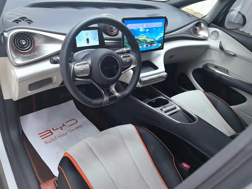 BYD Dolphin 2022 — фото 17