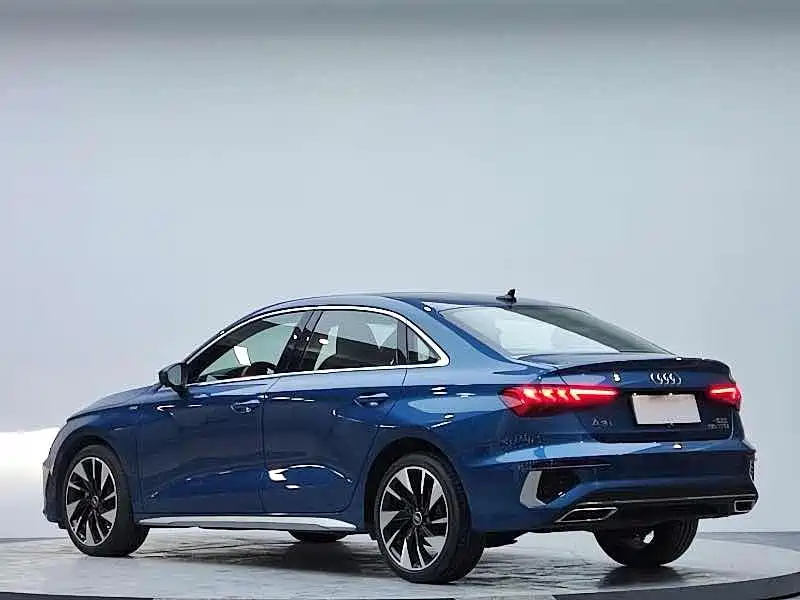 Audi A3 2022 — фото 15