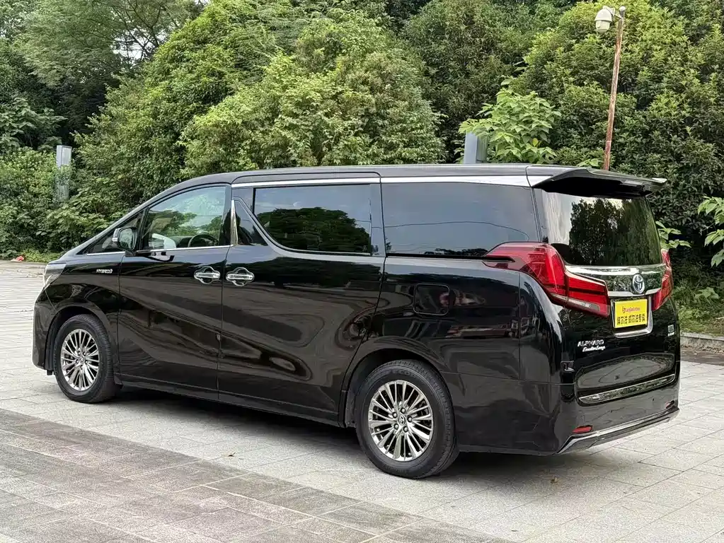Toyota Alphard 2019 — фото 5