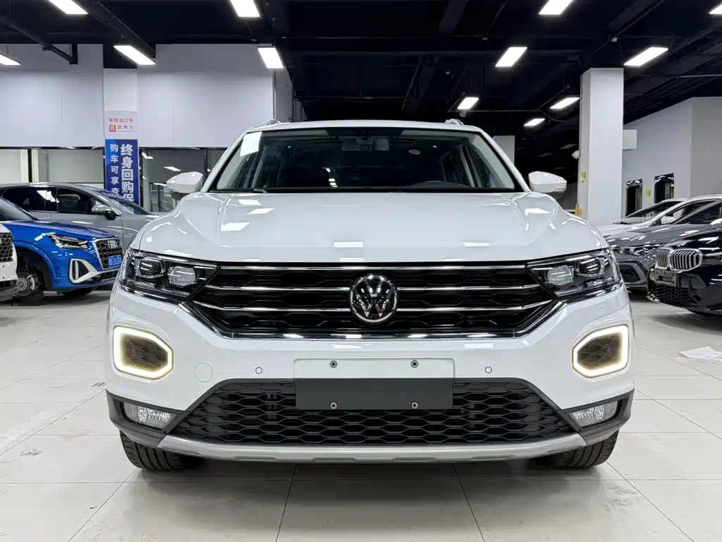 Volkswagen T-Roc 2022 — фото 2