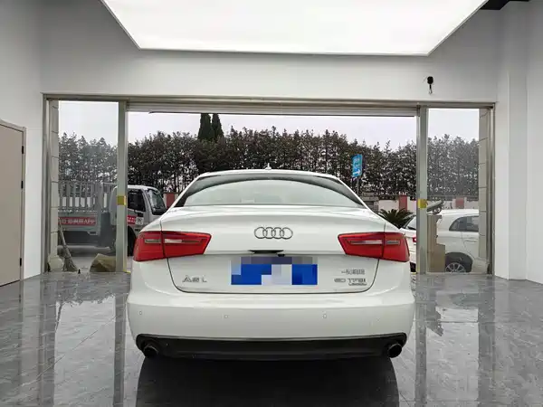 Audi A6L 2014