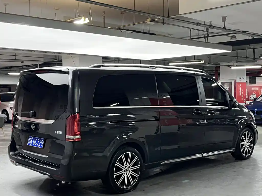 Mercedes-Benz V-Class 2021 — фото 3