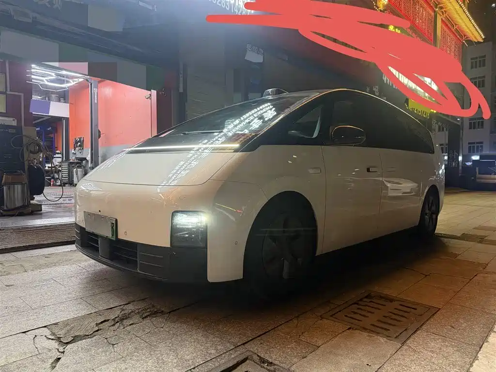 Li Auto Li MEGA 2024