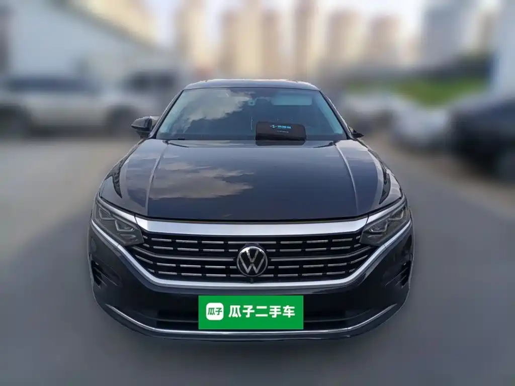 Volkswagen Passat 2023