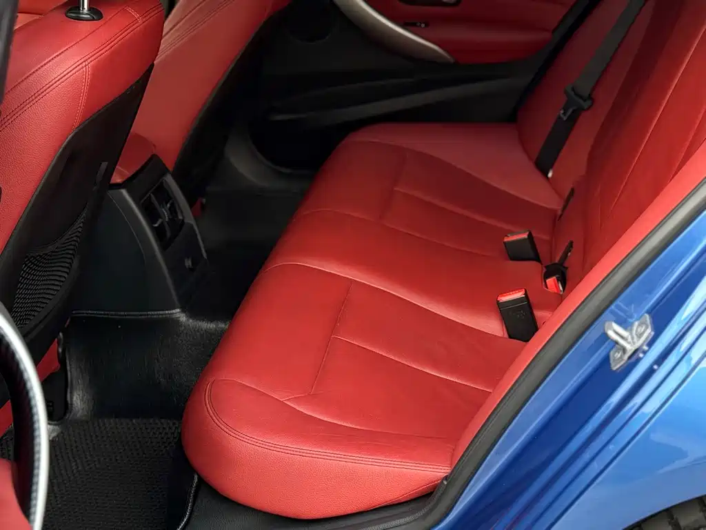 BMW 3 Series 2015 — фото 10
