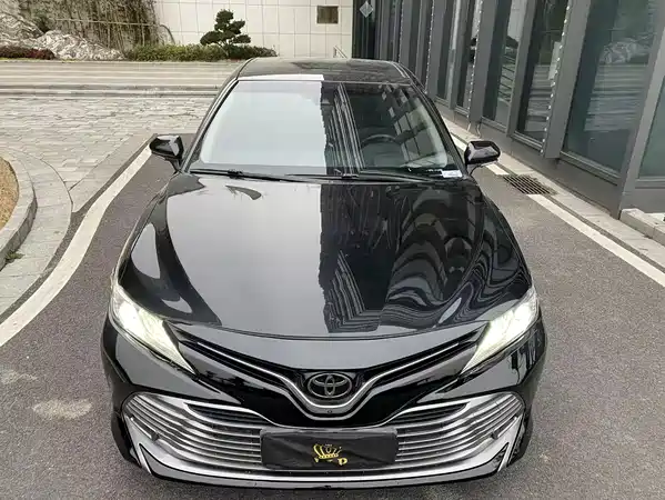 Toyota Camry 2019