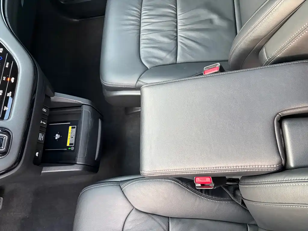 Honda Odyssey 2023 — фото 13