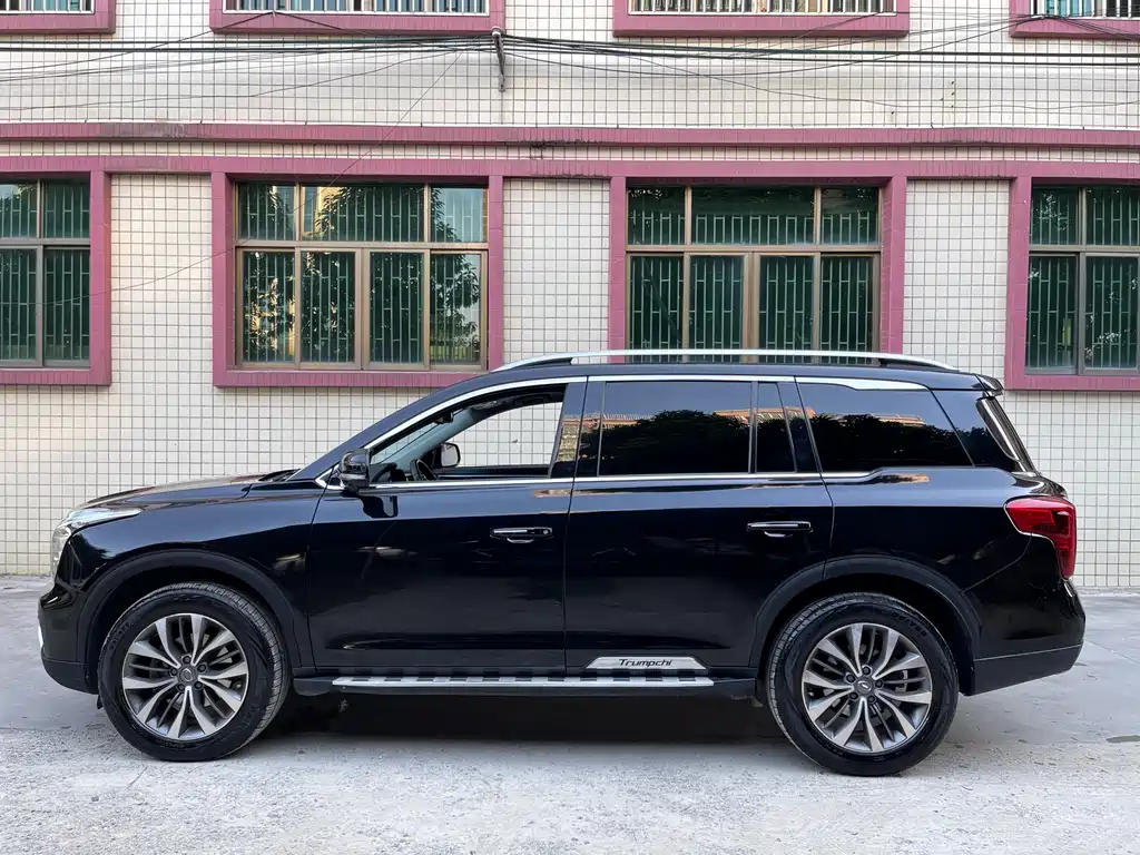 GAC Motor Trumpchi GS8 2018 — фото 16