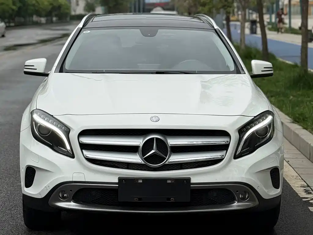 Mercedes-Benz GLA 2015 — фото 14