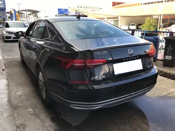 Volkswagen Passat 2021