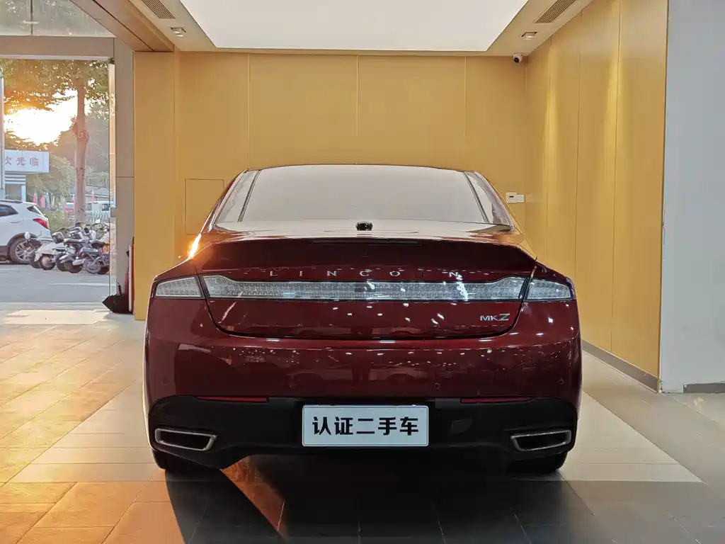 Lincoln MKZ 2015 — фото 29