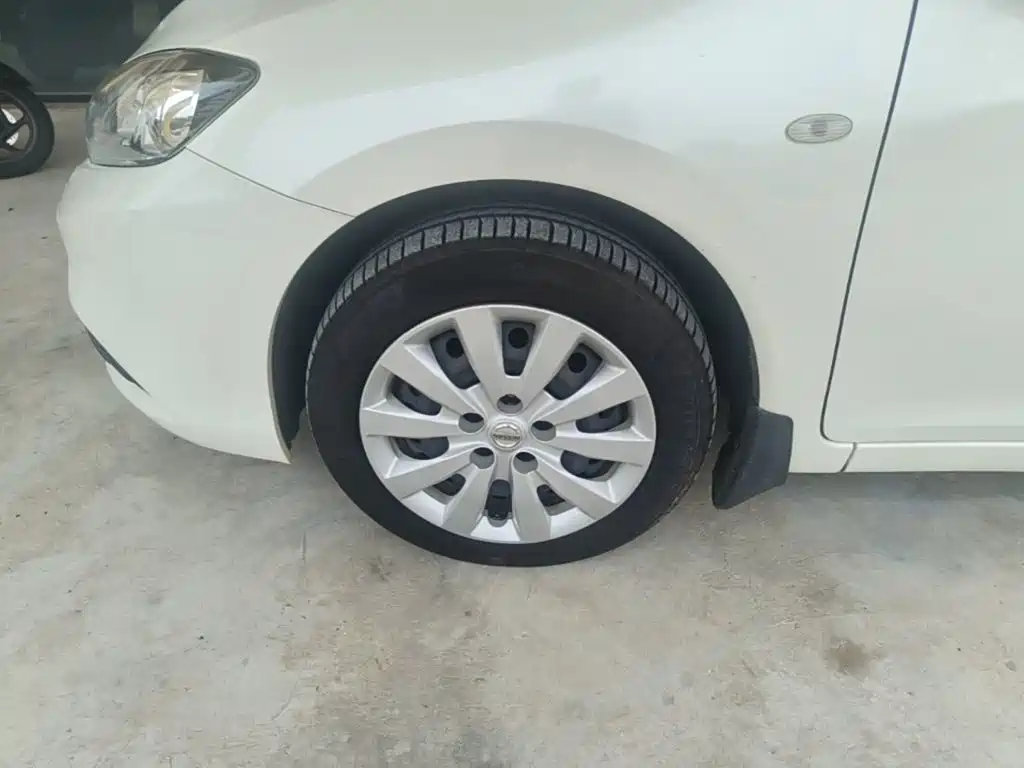 Nissan Tiida 2016 — фото 23