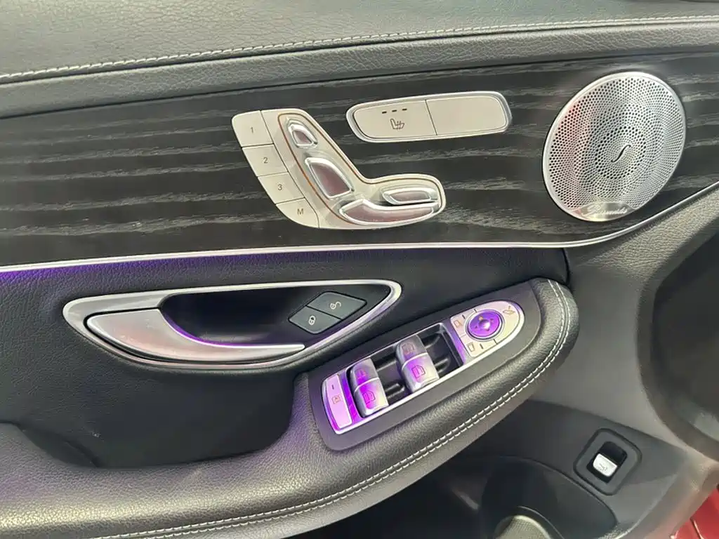 Mercedes-Benz C-Class 2021 — фото 20