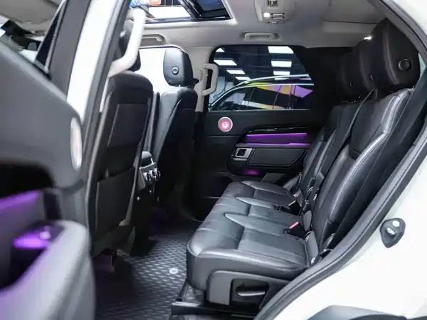 Land Rover Discovery 2020
