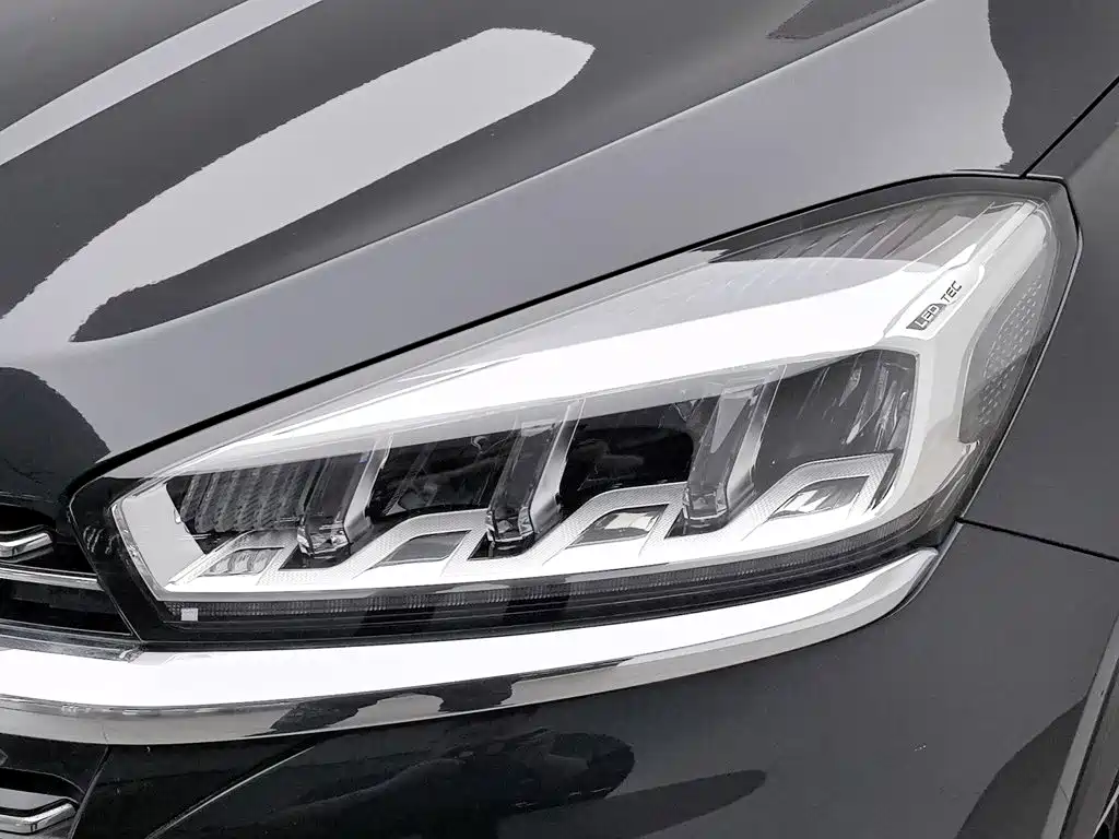 Chery Tiggo 8 2022 — фото 7