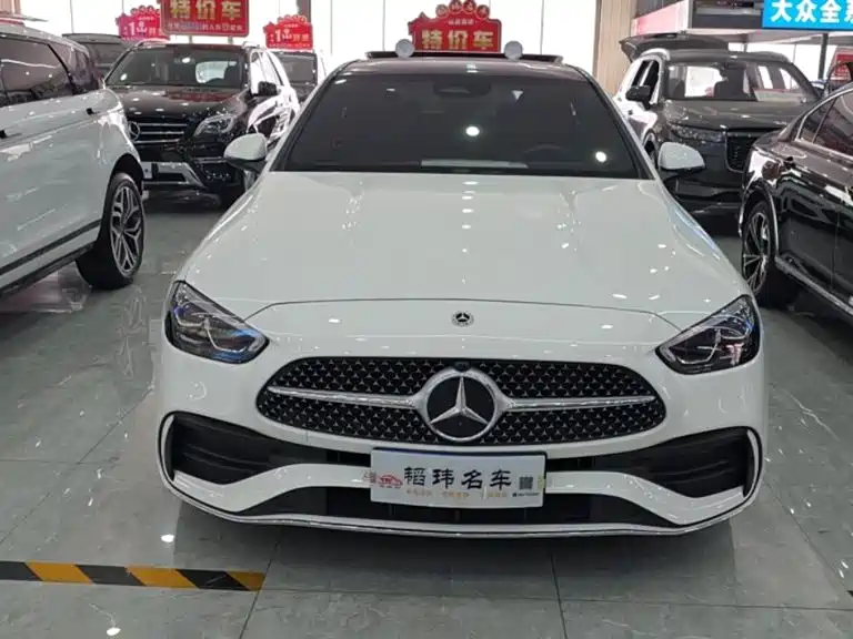 Mercedes-Benz C-Class 2024
