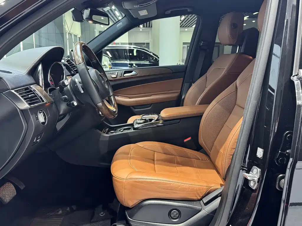 Mercedes-Benz GLS 2018 — фото 8