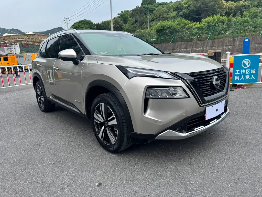 Nissan X-Trail 2023 — фото 3