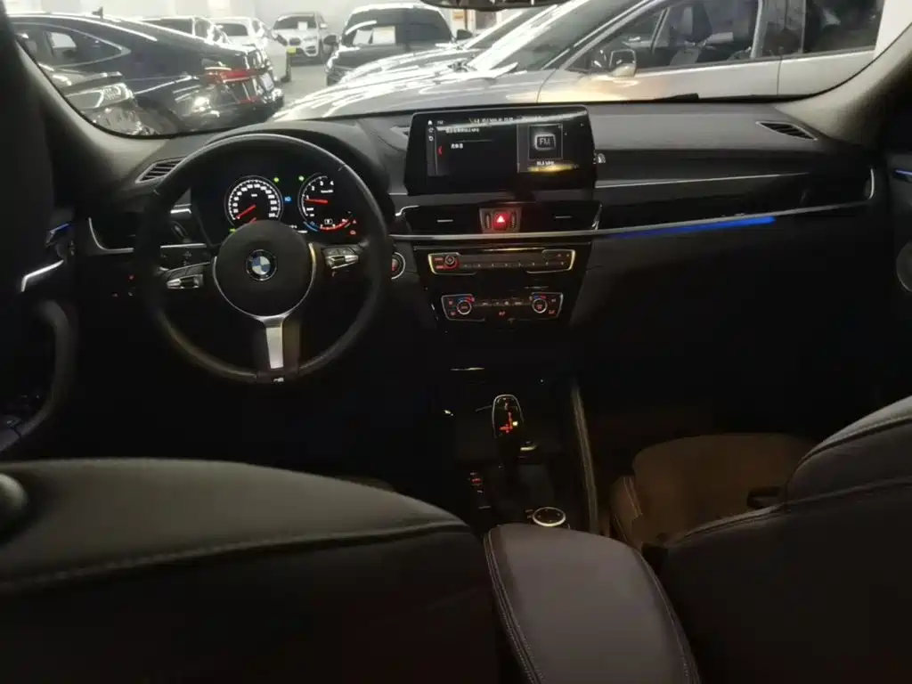 BMW X2 2022 — фото 10