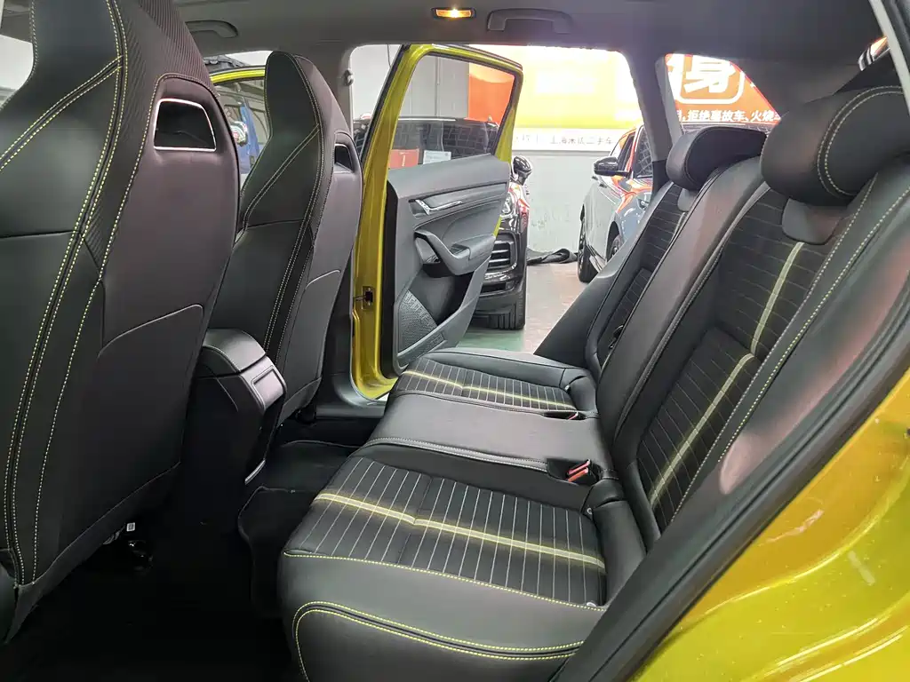Skoda Kamiq 2020 — фото 11