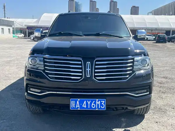 Lincoln Navigator 2016