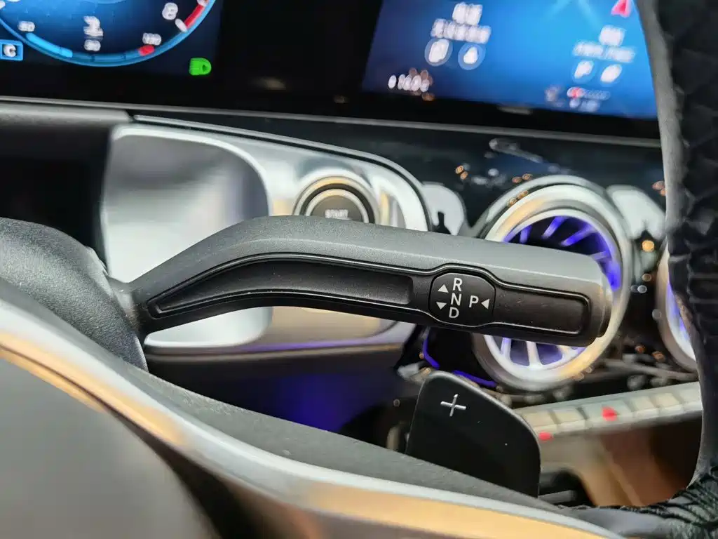Mercedes-Benz GLB 2022 — фото 13