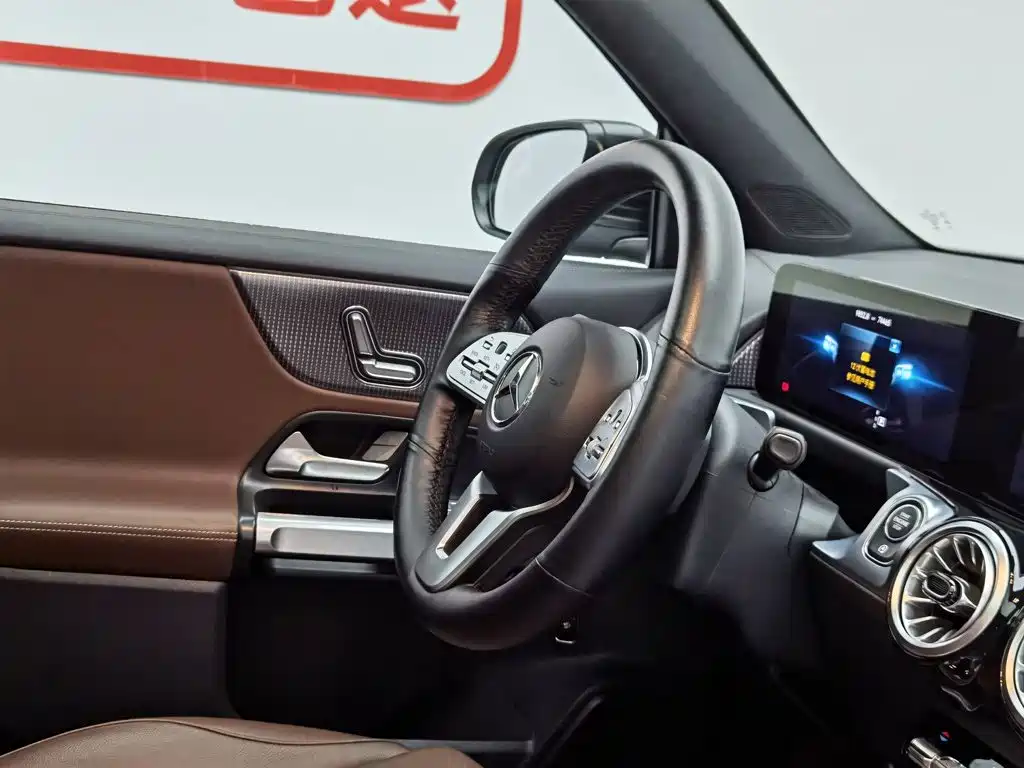 Mercedes-Benz GLB 2022 — фото 22