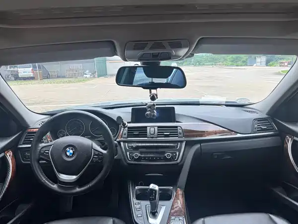 BMW 3 Series 2013
