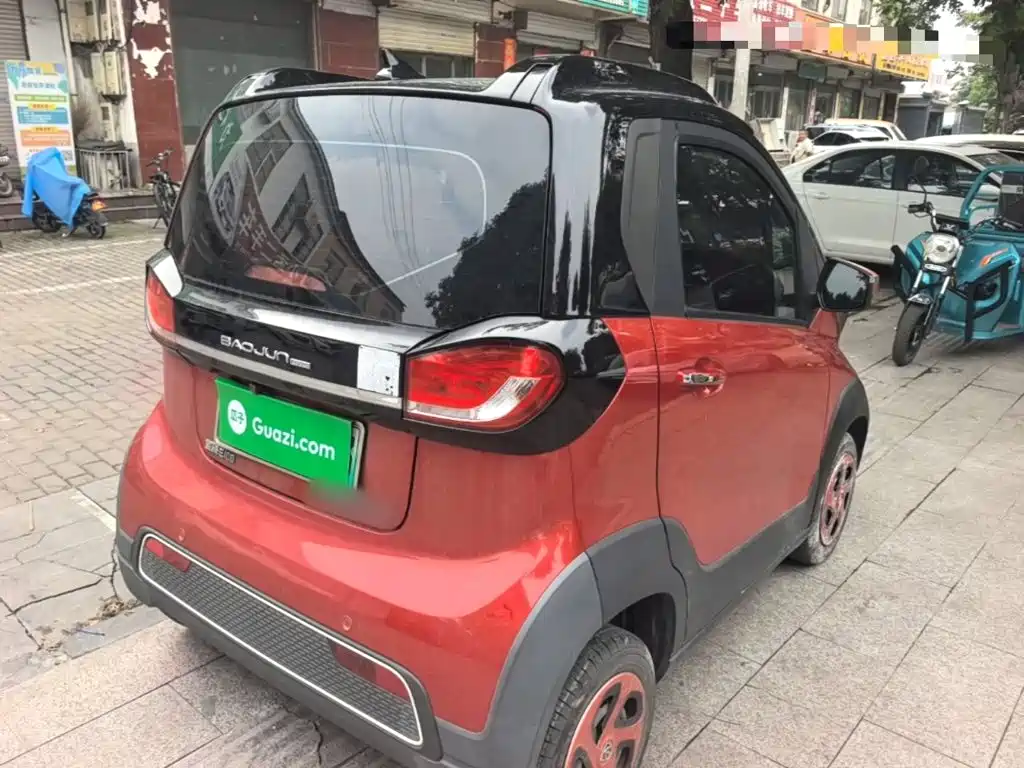Baojun E100 2021