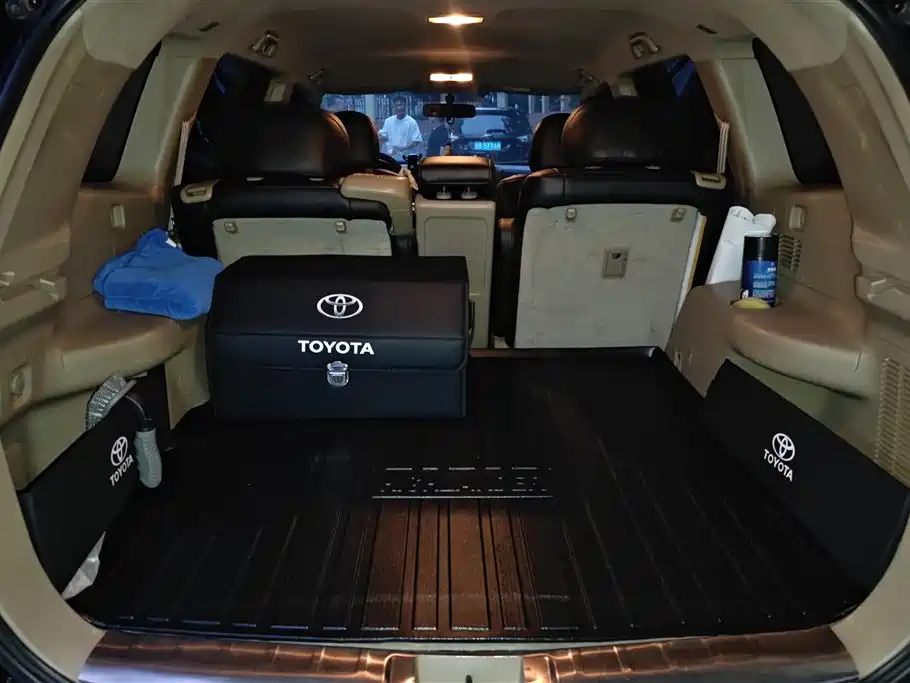 Toyota Highlander 2013 — фото 4