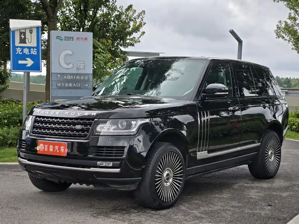 Land Rover Range Rover 2018 — фото 1