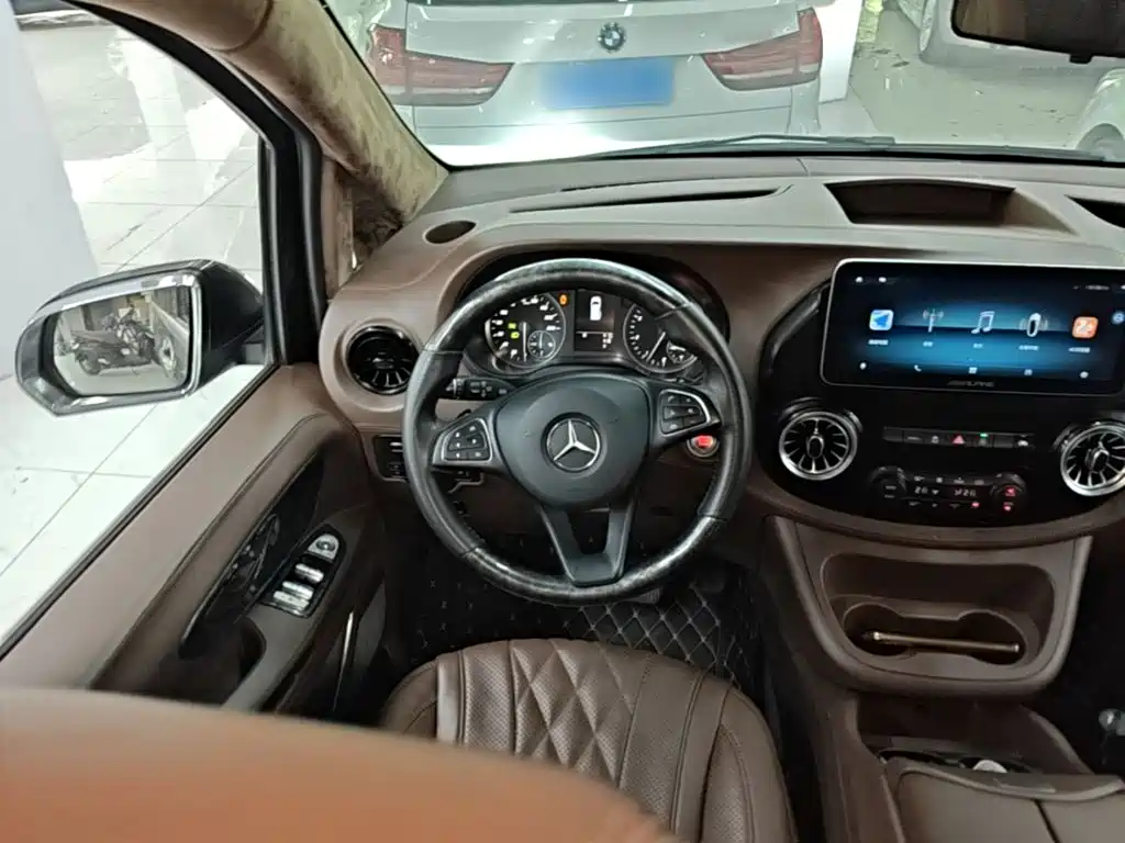 Mercedes-Benz Vito 2022 — фото 11