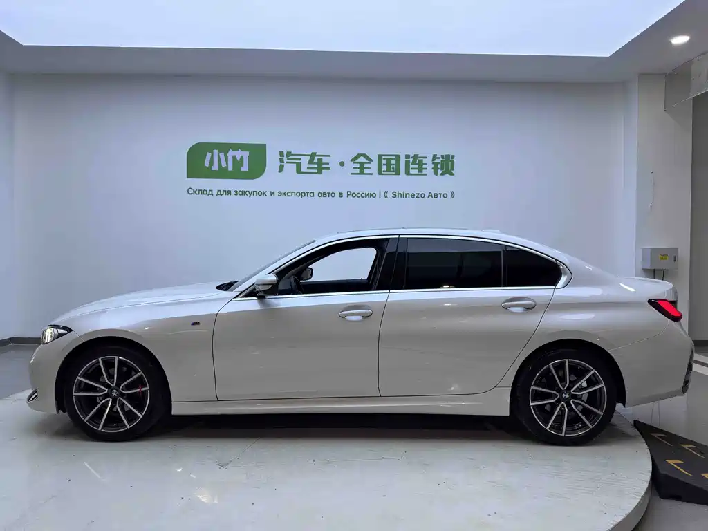 BMW 3 Series 2023