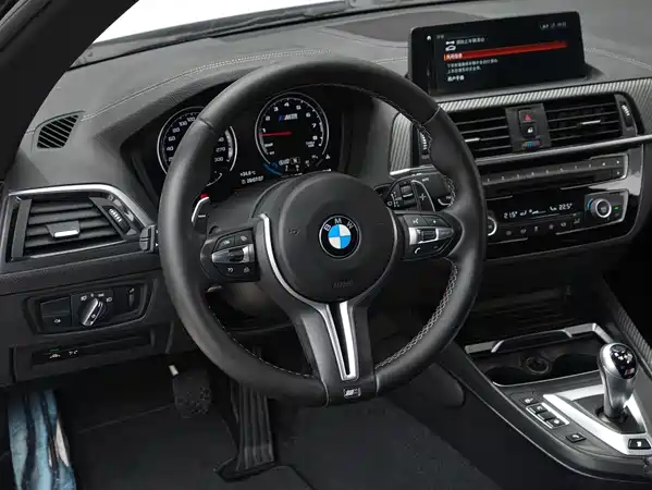 BMW M2 2019