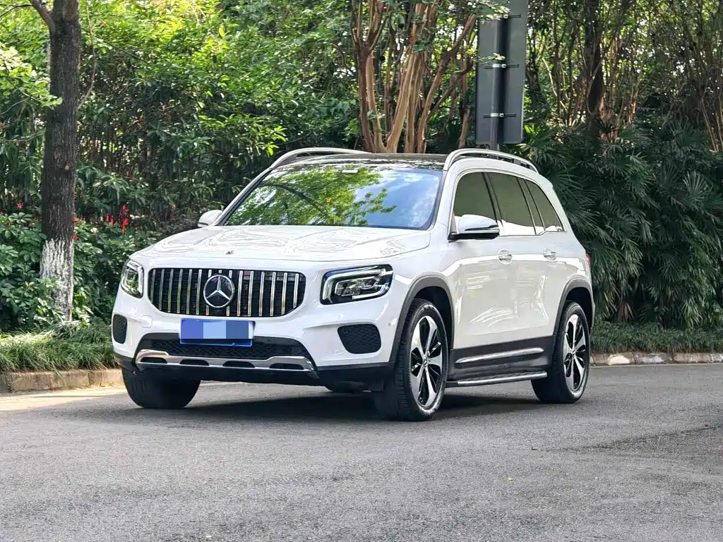 Mercedes-Benz GLB 2022 — фото 1