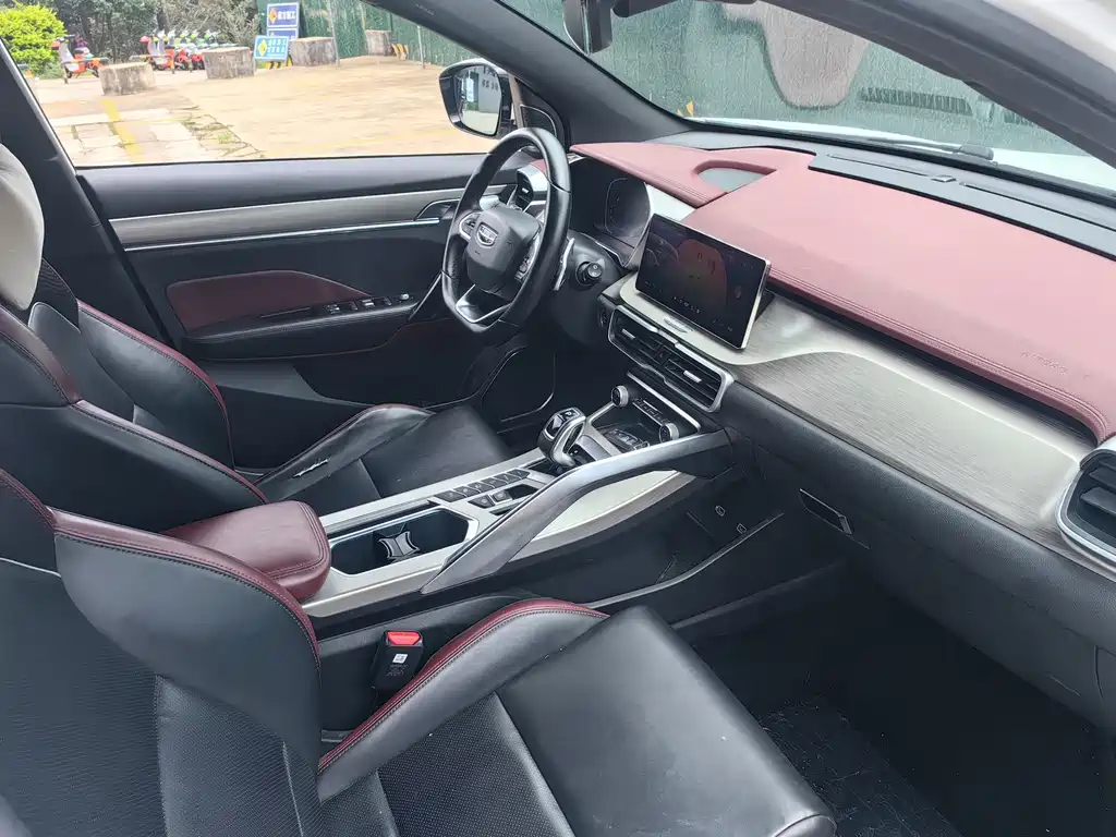 Geely Binyue 2019