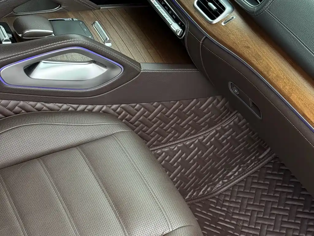 Mercedes-Benz GLS 2020 — фото 19