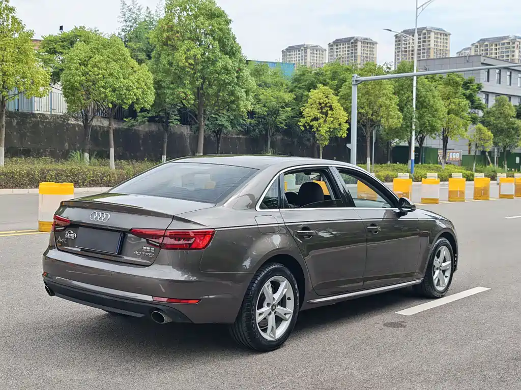 Audi A4L 2016 — фото 15